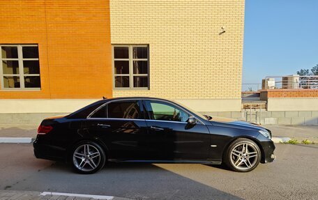 Mercedes-Benz E-Класс, 2013 год, 3 390 000 рублей, 4 фотография