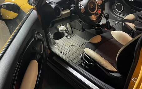 MINI Hatch, 2009 год, 800 000 рублей, 12 фотография