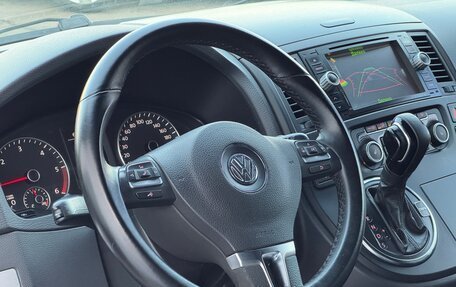 Volkswagen Multivan T5, 2010 год, 2 285 000 рублей, 10 фотография