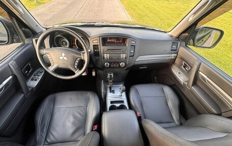 Mitsubishi Pajero IV, 2011 год, 2 300 000 рублей, 6 фотография