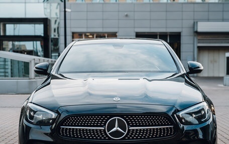 Mercedes-Benz E-Класс, 2020 год, 4 599 999 рублей, 2 фотография