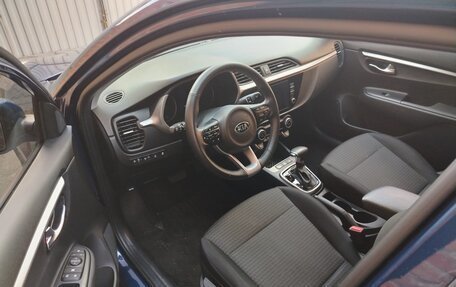 KIA Rio IV, 2021 год, 1 850 000 рублей, 3 фотография