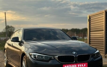 BMW 4 серия, 2018 год, 2 200 000 рублей, 2 фотография