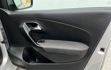 Volkswagen Polo VI (EU Market), 2015 год, 945 000 рублей, 26 фотография