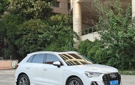 Audi Q3, 2020 год, 1 900 000 рублей, 3 фотография