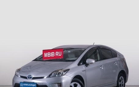 Toyota Prius, 2015 год, 1 349 000 рублей, 3 фотография