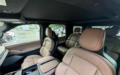 Lincoln Navigator, 2025 год, 19 359 000 рублей, 16 фотография