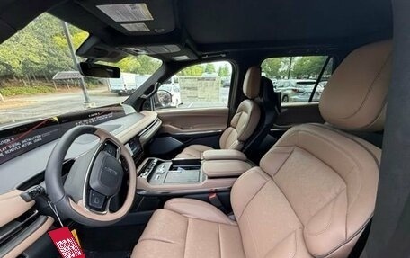 Lincoln Navigator, 2025 год, 19 359 000 рублей, 13 фотография