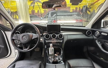Mercedes-Benz C-Класс, 2016 год, 2 200 000 рублей, 14 фотография