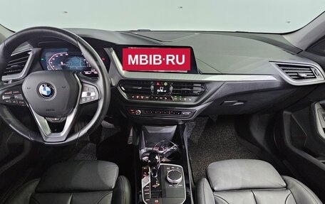 BMW 1 серия, 2021 год, 2 310 045 рублей, 2 фотография