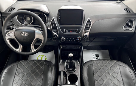 Hyundai ix35 I рестайлинг, 2013 год, 1 345 000 рублей, 10 фотография