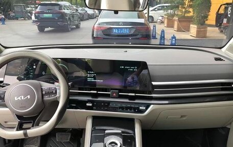 KIA Sportage IV рестайлинг, 2024 год, 2 300 000 рублей, 7 фотография