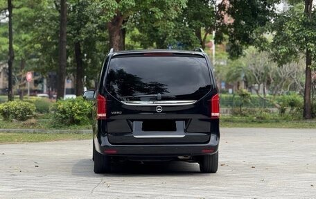 Mercedes-Benz V-Класс, 2021 год, 5 380 000 рублей, 5 фотография