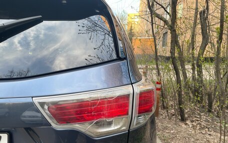 Toyota Highlander III, 2014 год, 2 500 000 рублей, 11 фотография