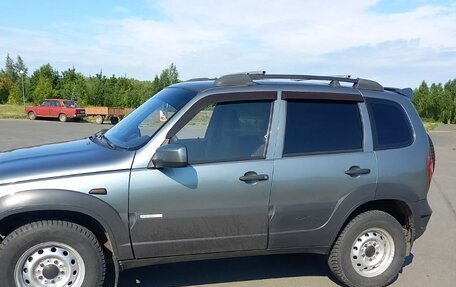 Chevrolet Niva I рестайлинг, 2011 год, 565 000 рублей, 12 фотография