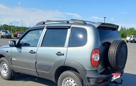 Chevrolet Niva I рестайлинг, 2011 год, 565 000 рублей, 4 фотография