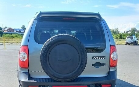 Chevrolet Niva I рестайлинг, 2011 год, 565 000 рублей, 6 фотография
