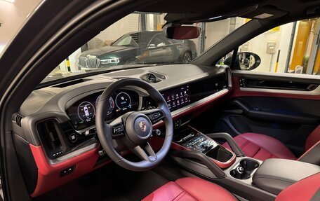 Porsche Cayenne III, 2025 год, 16 525 000 рублей, 2 фотография