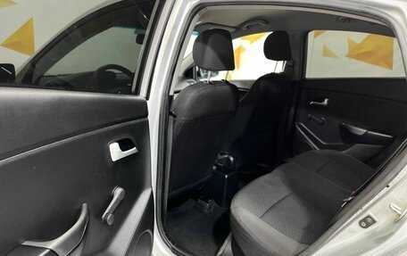 KIA Rio III рестайлинг, 2012 год, 650 000 рублей, 24 фотография