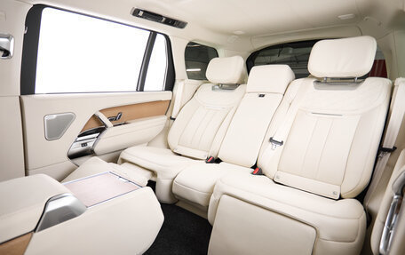 Land Rover Range Rover IV рестайлинг, 2024 год, 30 600 000 рублей, 29 фотография