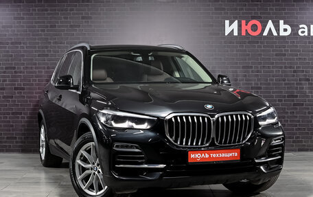 BMW X5, 2019 год, 6 350 000 рублей, 3 фотография