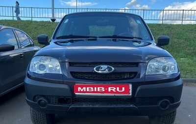 Chevrolet Niva I рестайлинг, 2017 год, 585 000 рублей, 1 фотография