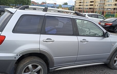 Mitsubishi Outlander III рестайлинг 3, 2006 год, 495 000 рублей, 4 фотография