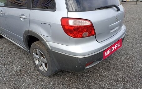 Mitsubishi Outlander III рестайлинг 3, 2006 год, 495 000 рублей, 5 фотография