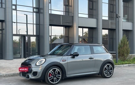 MINI Hatch, 2017 год, 2 100 000 рублей, 2 фотография