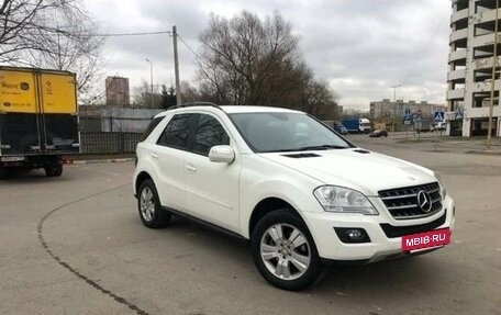Mercedes-Benz M-Класс, 2009 год, 1 490 000 рублей, 6 фотография
