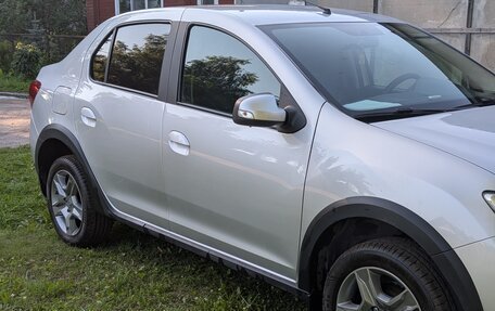 Renault Logan II, 2020 год, 1 250 000 рублей, 2 фотография