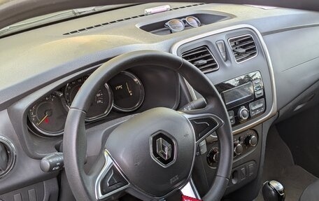 Renault Logan II, 2020 год, 1 250 000 рублей, 6 фотография