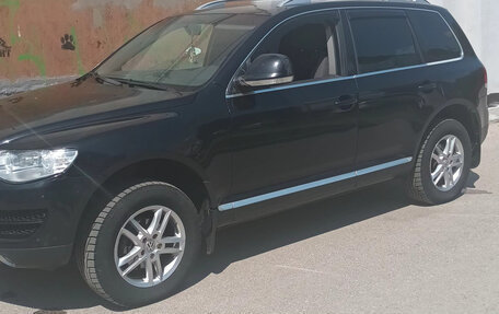 Volkswagen Touareg III, 2008 год, 1 030 000 рублей, 2 фотография