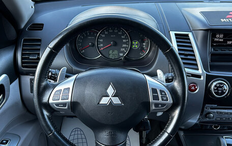 Mitsubishi Pajero Sport II рестайлинг, 2014 год, 2 050 000 рублей, 15 фотография
