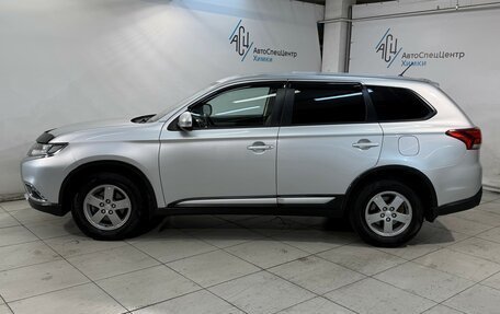Mitsubishi Outlander III рестайлинг 3, 2016 год, 1 599 800 рублей, 16 фотография