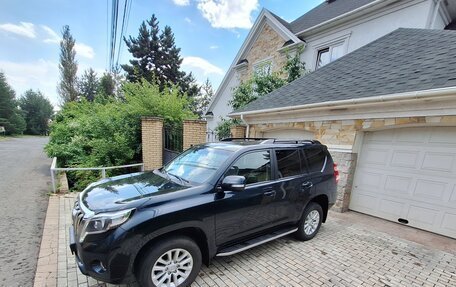 Toyota Land Cruiser Prado 150 рестайлинг 2, 2016 год, 3 890 000 рублей, 8 фотография