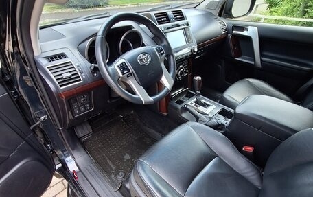 Toyota Land Cruiser Prado 150 рестайлинг 2, 2016 год, 3 890 000 рублей, 17 фотография