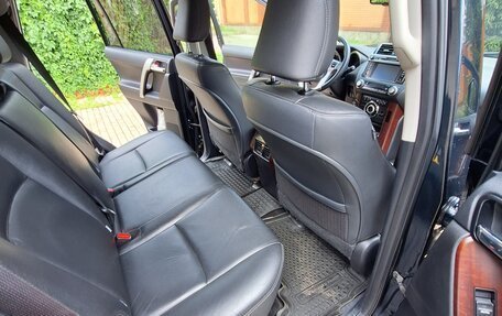Toyota Land Cruiser Prado 150 рестайлинг 2, 2016 год, 3 890 000 рублей, 29 фотография