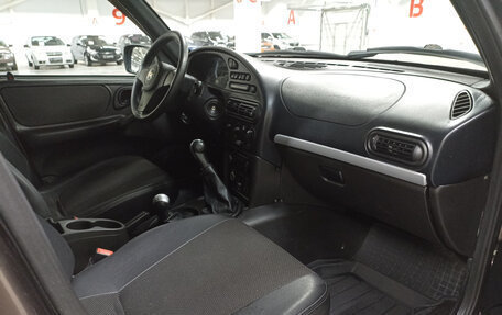 Chevrolet Niva I рестайлинг, 2013 год, 529 750 рублей, 11 фотография