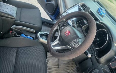 Honda Fit III, 2018 год, 1 400 000 рублей, 9 фотография