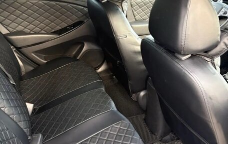 Hyundai Solaris II рестайлинг, 2014 год, 815 000 рублей, 15 фотография