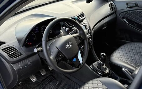 Hyundai Solaris II рестайлинг, 2014 год, 815 000 рублей, 12 фотография