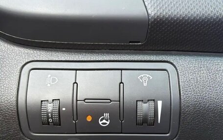 Hyundai Solaris II рестайлинг, 2014 год, 815 000 рублей, 19 фотография