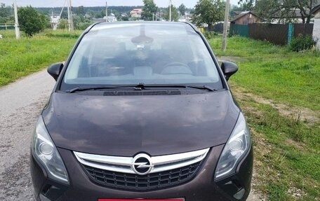 Opel Zafira C рестайлинг, 2013 год, 1 400 000 рублей, 1 фотография