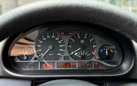 BMW 3 серия, 2004 год, 1 170 000 рублей, 22 фотография