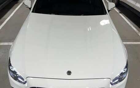 Mercedes-Benz E-Класс, 2022 год, 5 150 000 рублей, 1 фотография