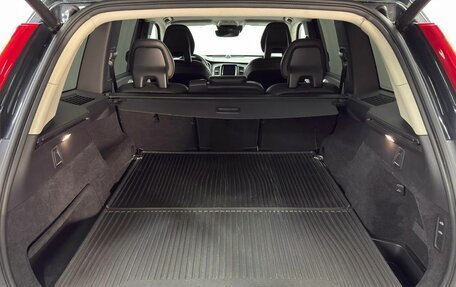 Volvo XC90 II рестайлинг, 2017 год, 4 297 000 рублей, 25 фотография
