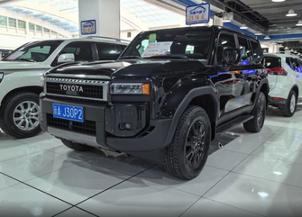 Toyota Land Cruiser Prado 150 рестайлинг 2, 2024 год, 8 870 000 рублей, 1 фотография