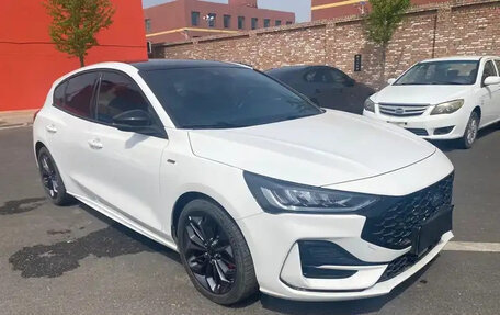 Ford Focus IV, 2022 год, 1 600 000 рублей, 1 фотография