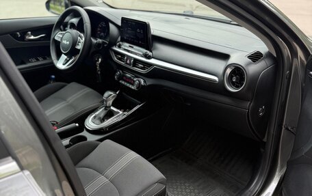 KIA Cerato IV, 2021 год, 2 000 000 рублей, 5 фотография